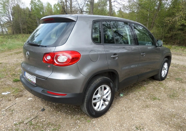 Volkswagen Tiguan cena 36900 przebieg: 120476, rok produkcji 2009 z Świdwin małe 172